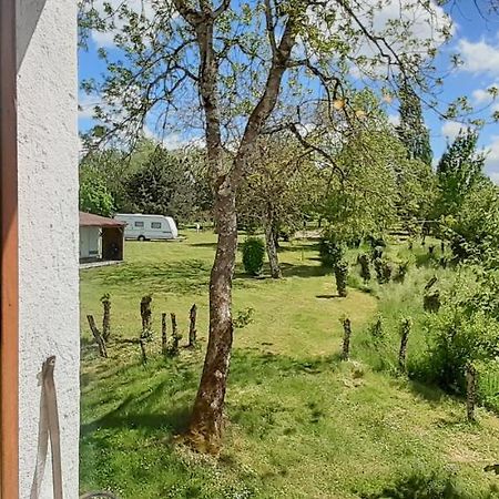 L' Appartement Du Camping Hautoreille Bannes  Eksteriør bilde