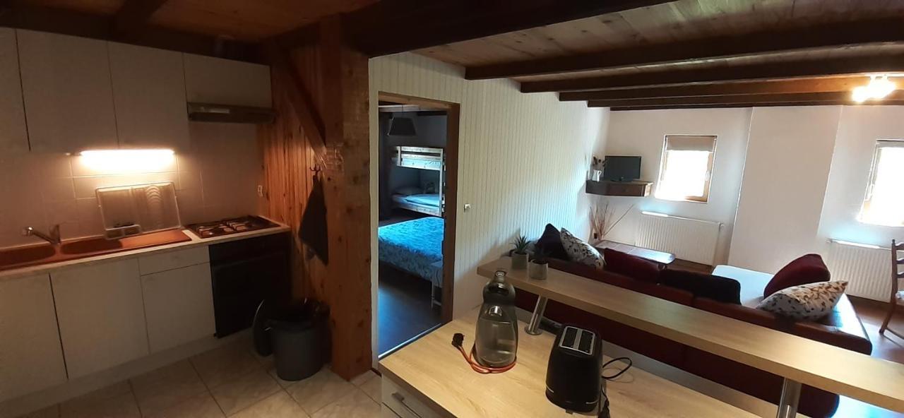 L' Appartement Du Camping Hautoreille Bannes  Eksteriør bilde